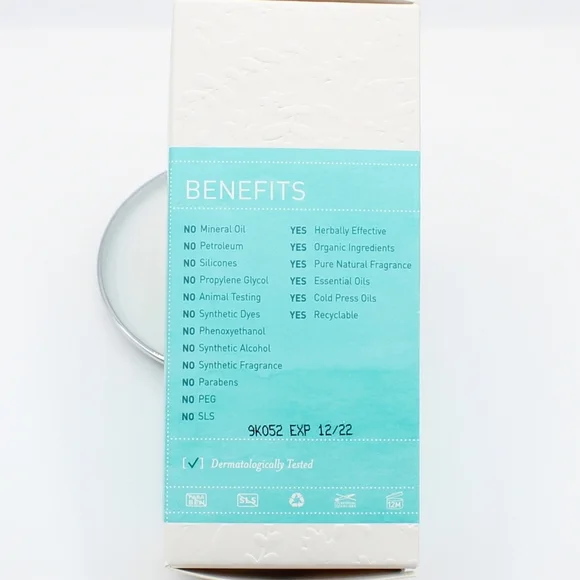 Lavido 2-in-1 purifying facial mask & exfoliator - Picture 5 of 6